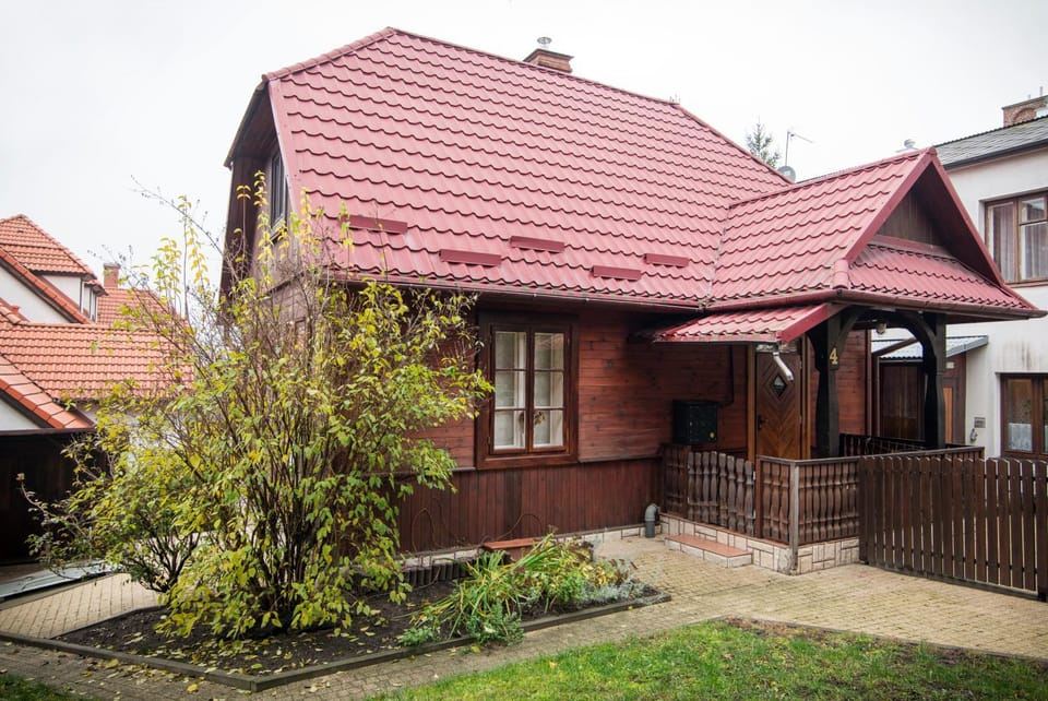Property building, Spring, Garden, Garden view