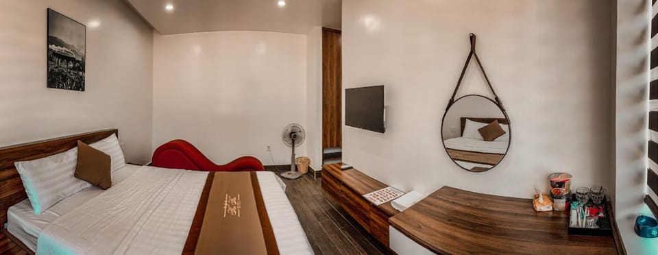 Win Win Hotel - Khách Sạn Hải Phòng Love hotel in Vietnam