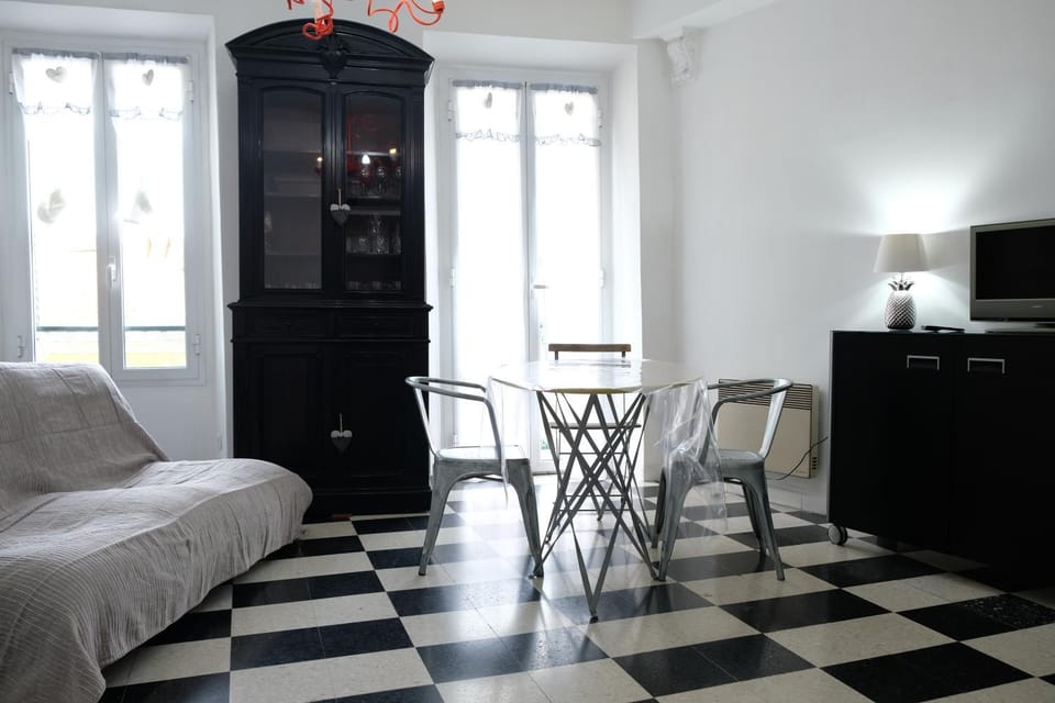 Maison Julien 3 Apartment in Menton