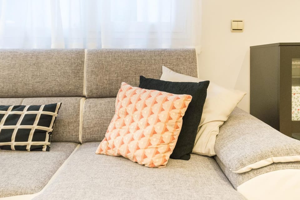 Bed, Living room, Seating area