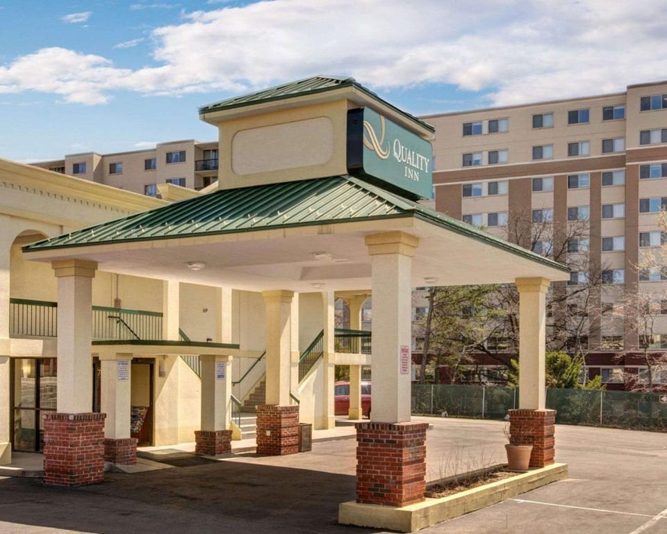 Property building, On site