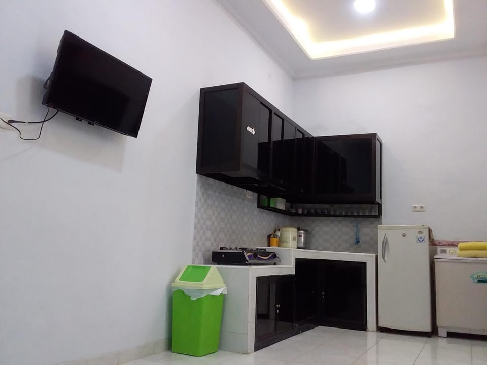 Restaurant/places to eat, Communal lounge/ TV room, TV and multimedia, Kitchen or kitchenette, Communal kitchen
