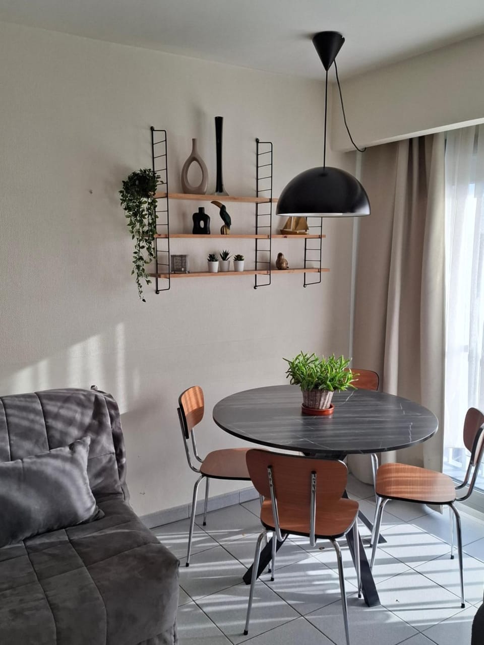 BC Studios Apartment in Flanders