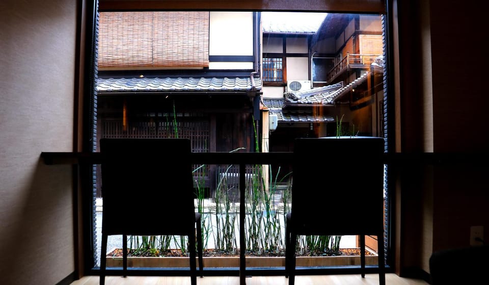 Hotel Traveling Bridge Nijojo Hotel in Kyoto