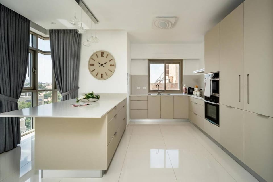 Presidential Two-Bedroom Apartment With Terrace Apartment in Jerusalem