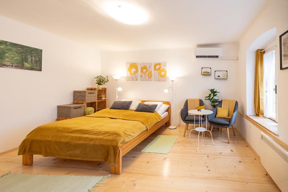 Living room, Bedroom