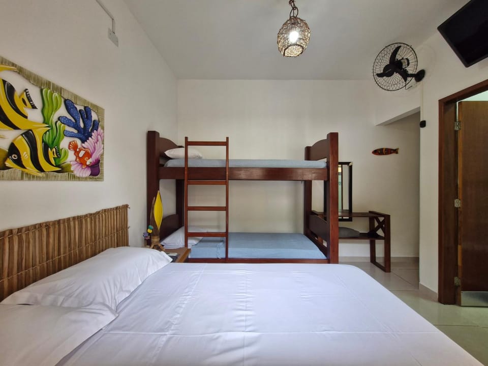 A Ver o Mar Beach House Bed and Breakfast in Caraguatatuba