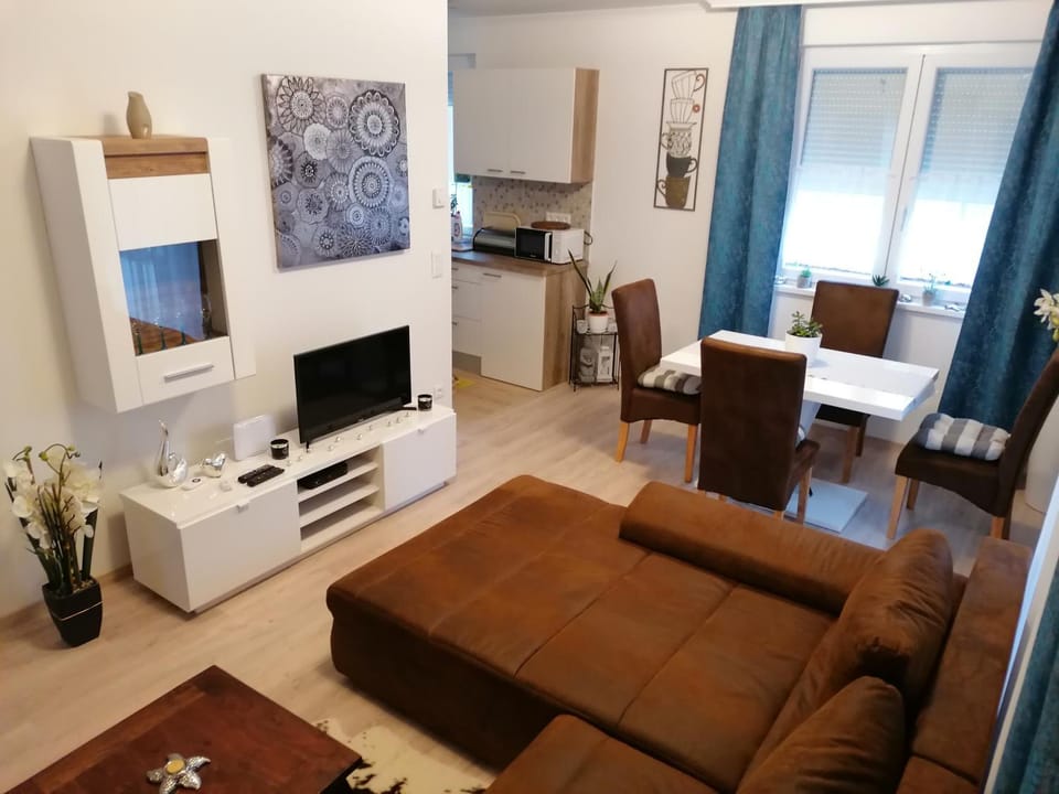 Relax Prémium Wellness Apartman Apartment in Siófok
