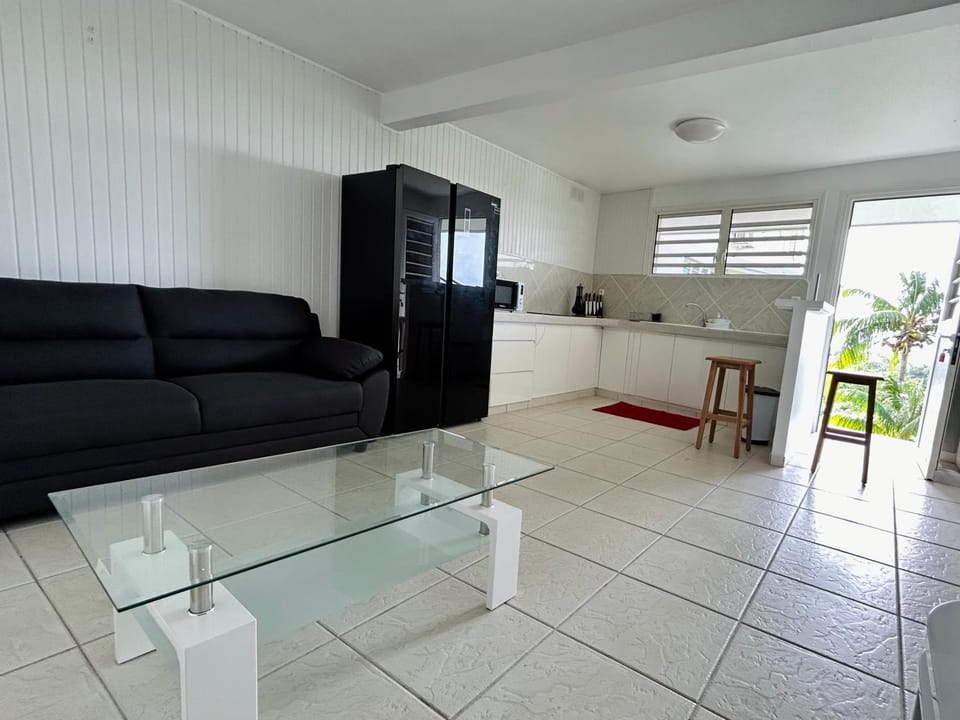 Living room, Garden view, Garden view, Mountain view, Mountain view, kitchen