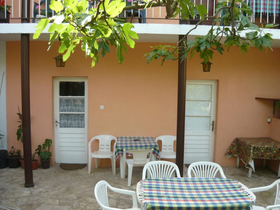 Rooms Banićević Bed and Breakfast in Kotor Municipality