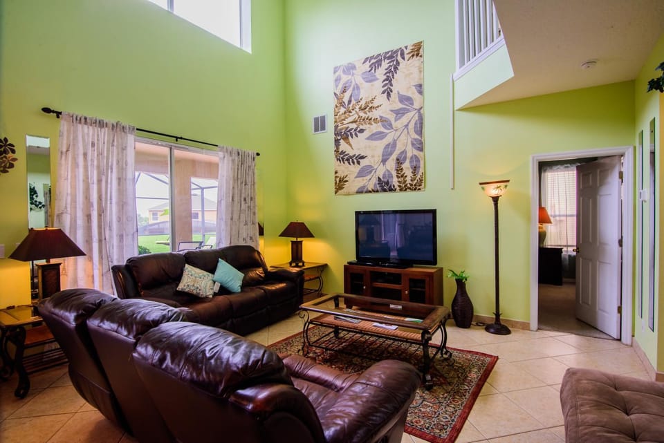 Group friendly 8BR home with private pool 5 miles to Disney House in Four Corners