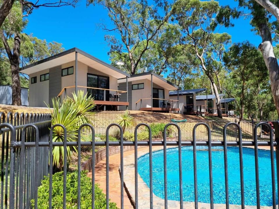 Property building, Pool view, Swimming pool