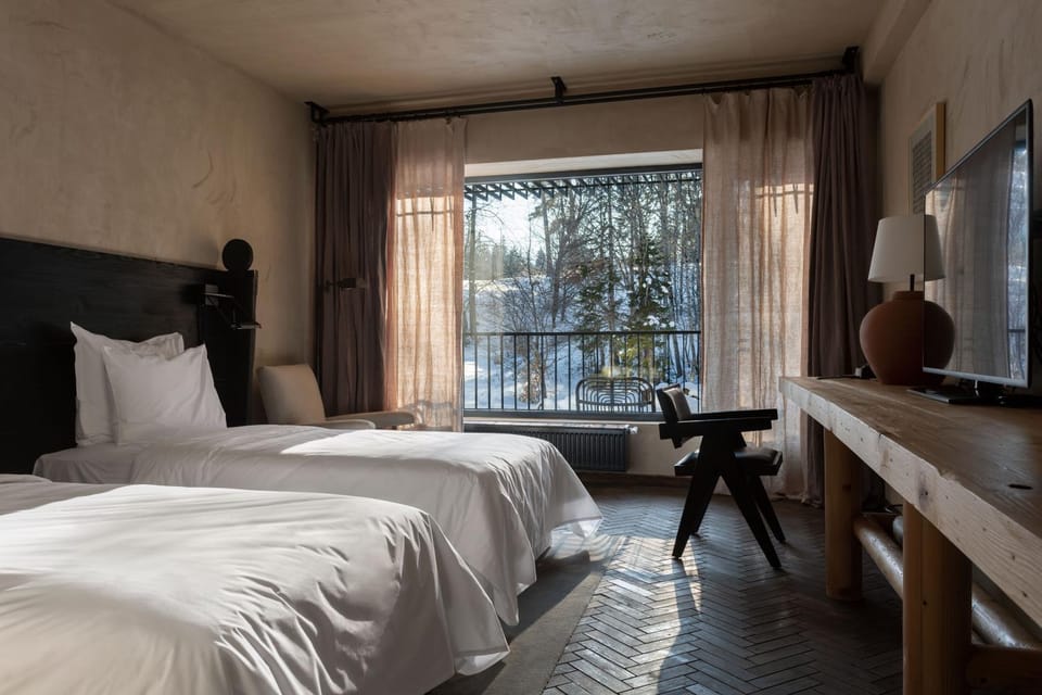 Photo of the whole room