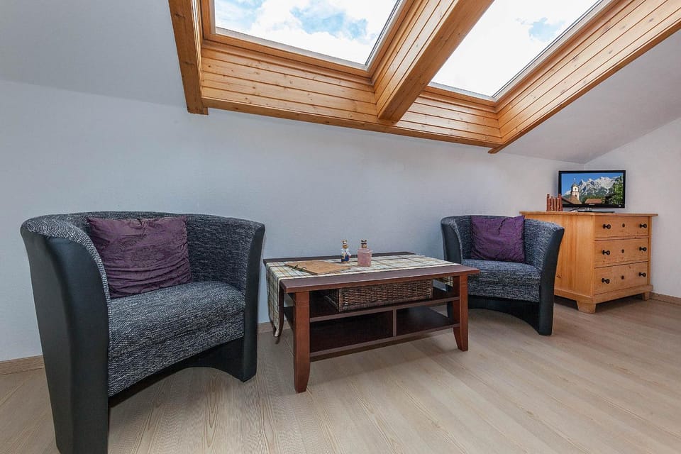 Living room, Bedroom