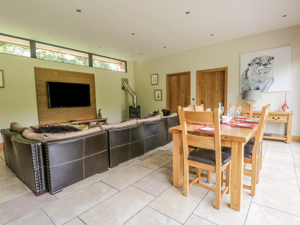 Neddy Cut House in England