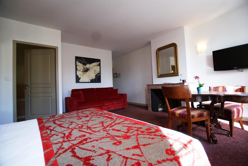 Le Relais du çatey Hotel in Bourgoin-Jallieu