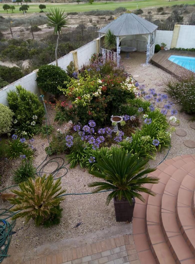 BBQ facilities, Garden, Swimming pool