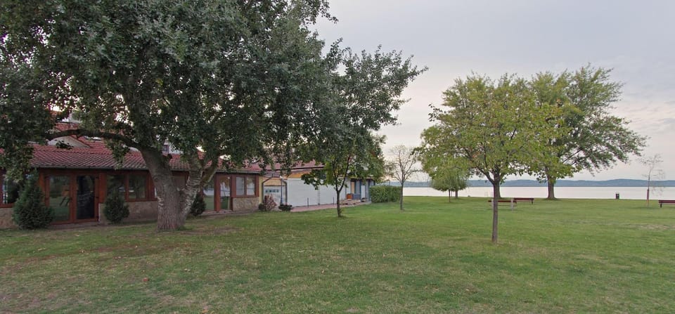 Pelso Apartman Bed and Breakfast in Hungary