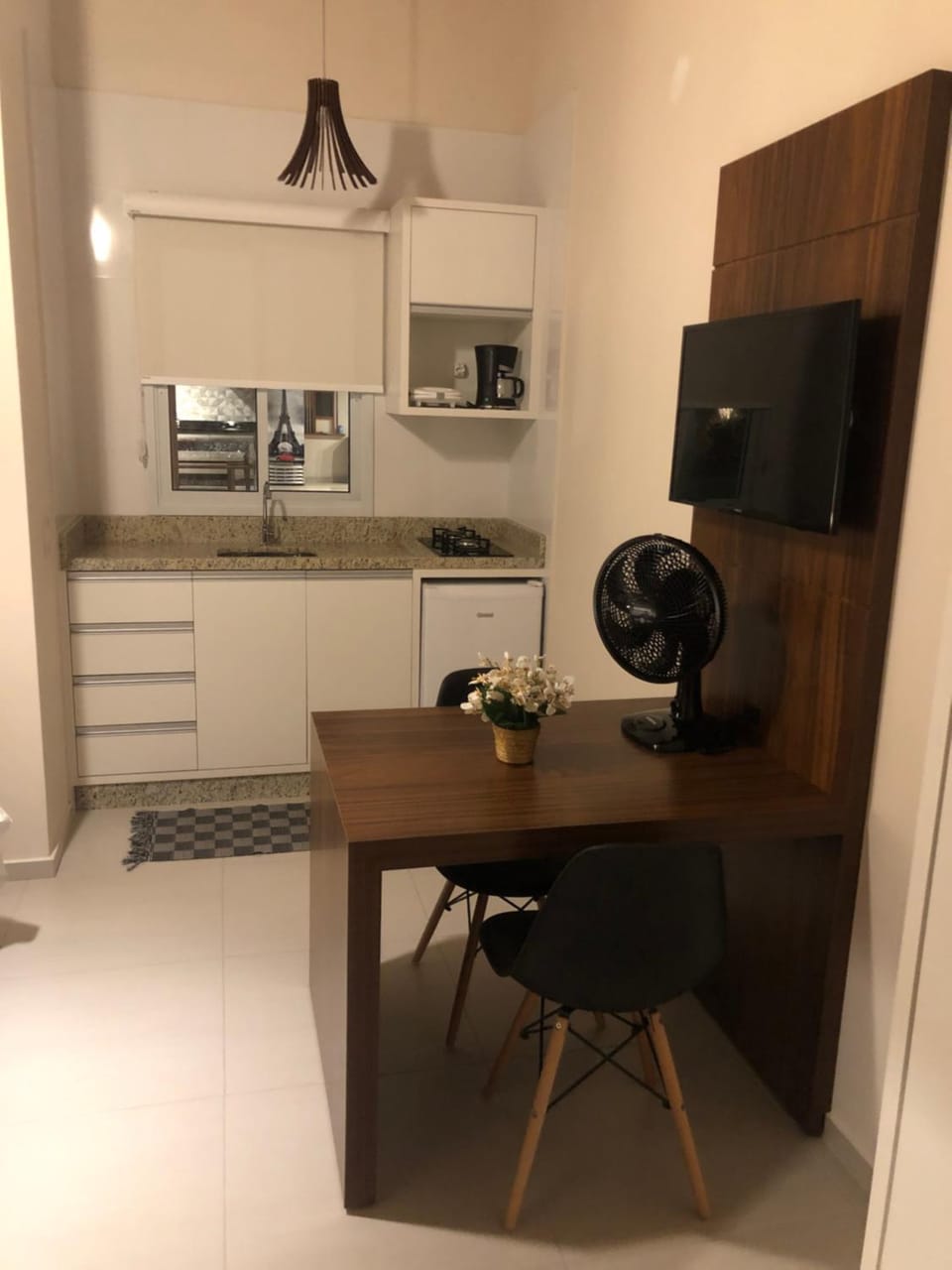 TV and multimedia, Kitchen or kitchenette, Dining area