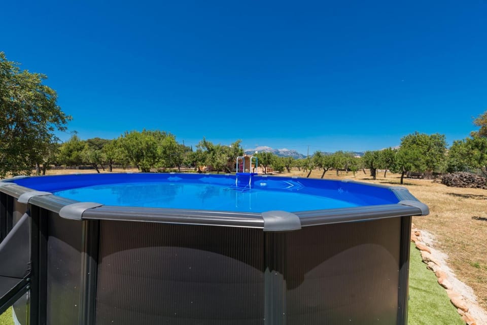 Swimming pool, Swimming pool