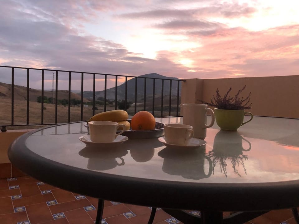 Balcony/Terrace, Mountain view, Sunrise, Sunset