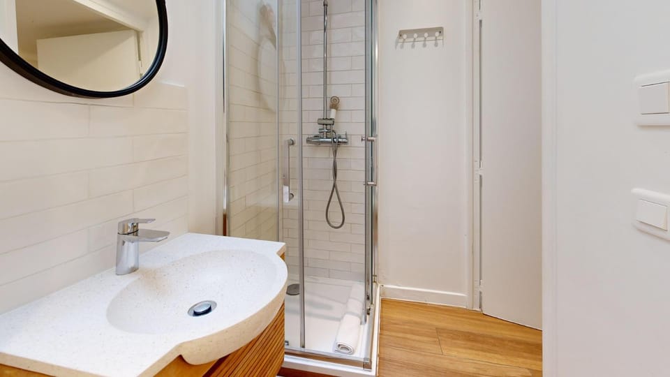 Shower, Bathroom