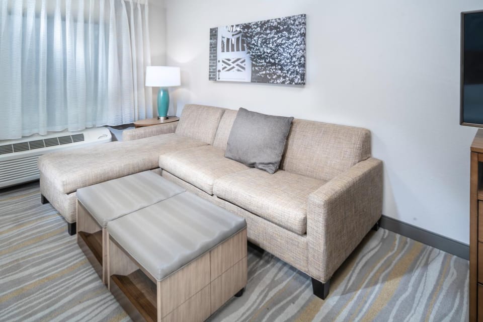 Staybridge Suites - Summerville by IHG Hotel in Summerville