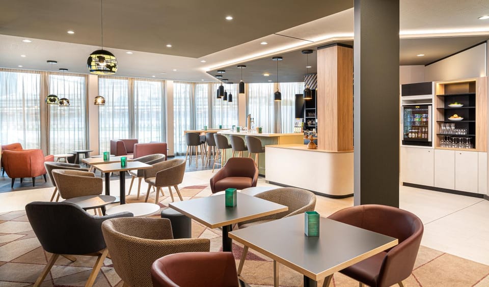 Lounge or bar