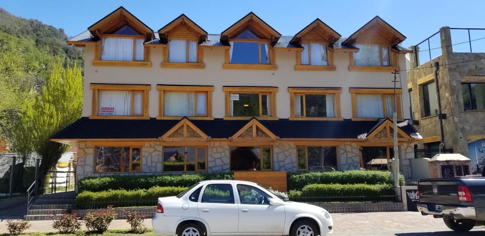 Property building, Facade/entrance, Off site