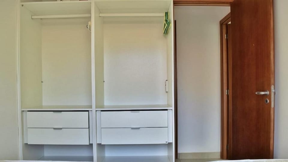 Bedroom, wardrobe