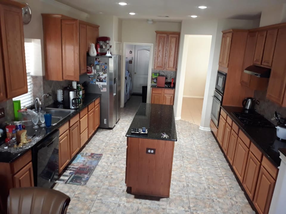 Coffee/tea facilities, Kitchen or kitchenette, Communal kitchen, minibar, pet friendly, stove, toaster