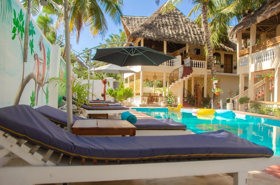 Swimming pool