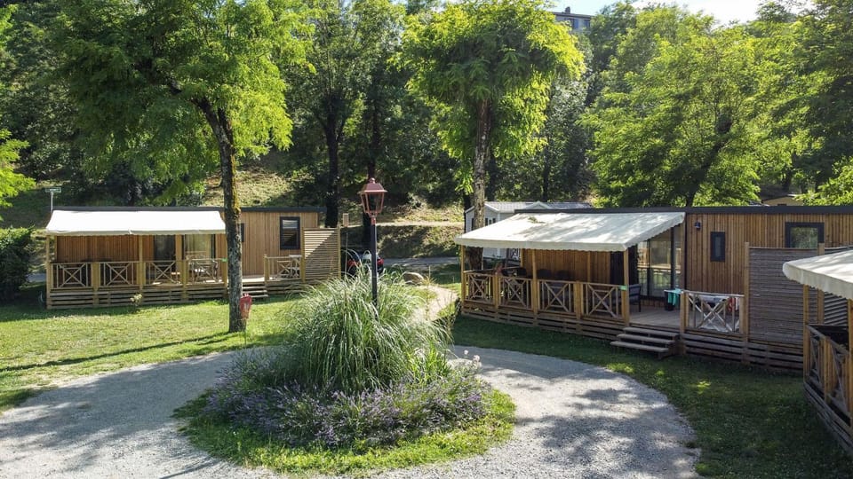 Camping RCN La Bastide en Ardèche Campground/ 
RV Resort in Grospierres