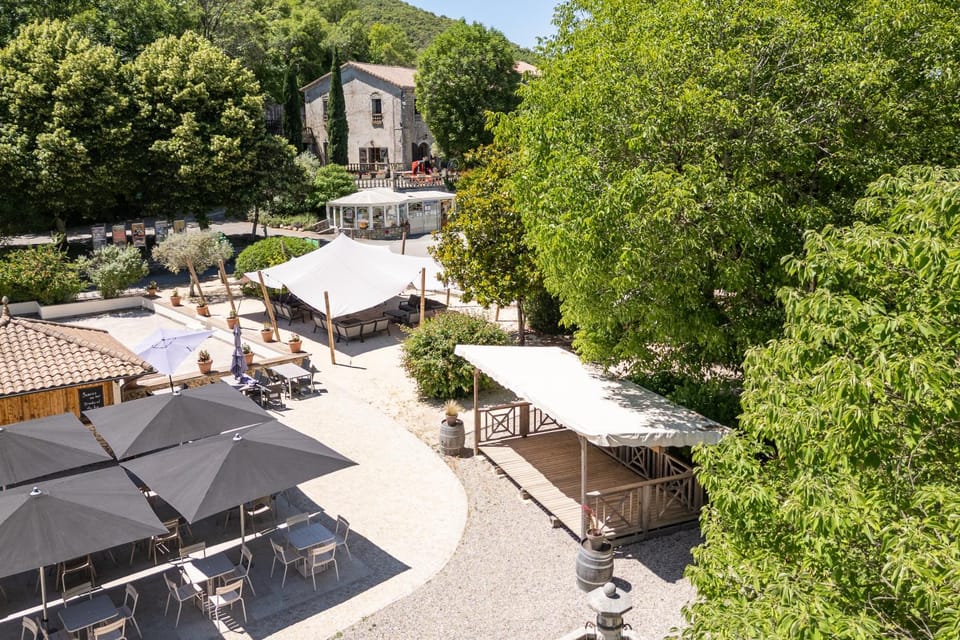 Camping RCN La Bastide en Ardèche Campground/ 
RV Resort in Grospierres