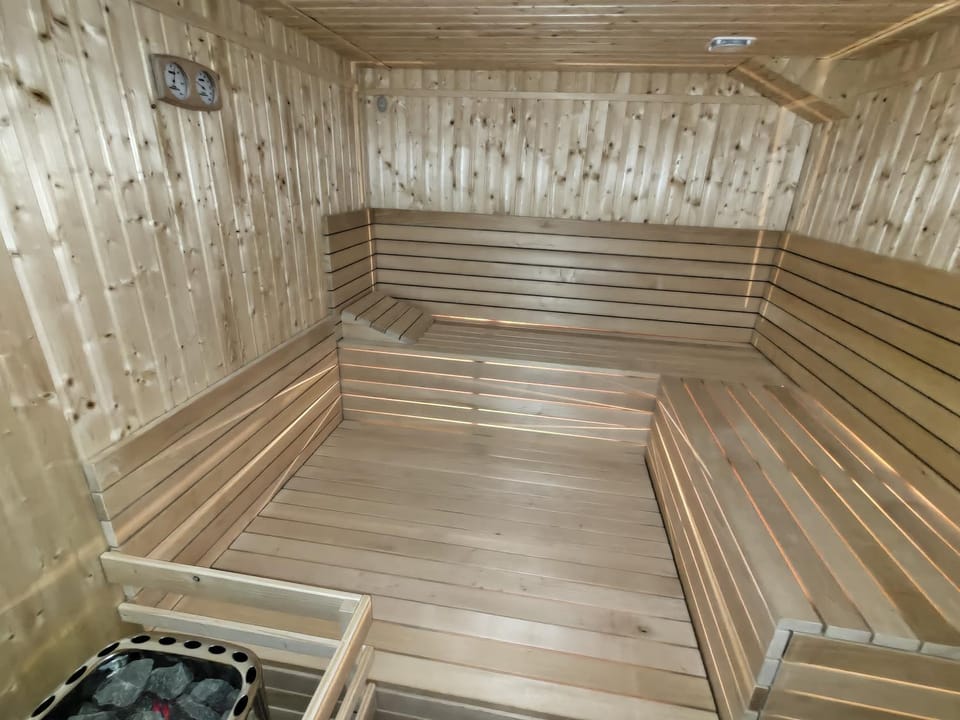 Sauna, Spa and wellness centre/facilities