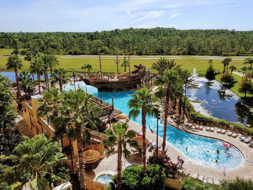 Pool view, Swimming pool