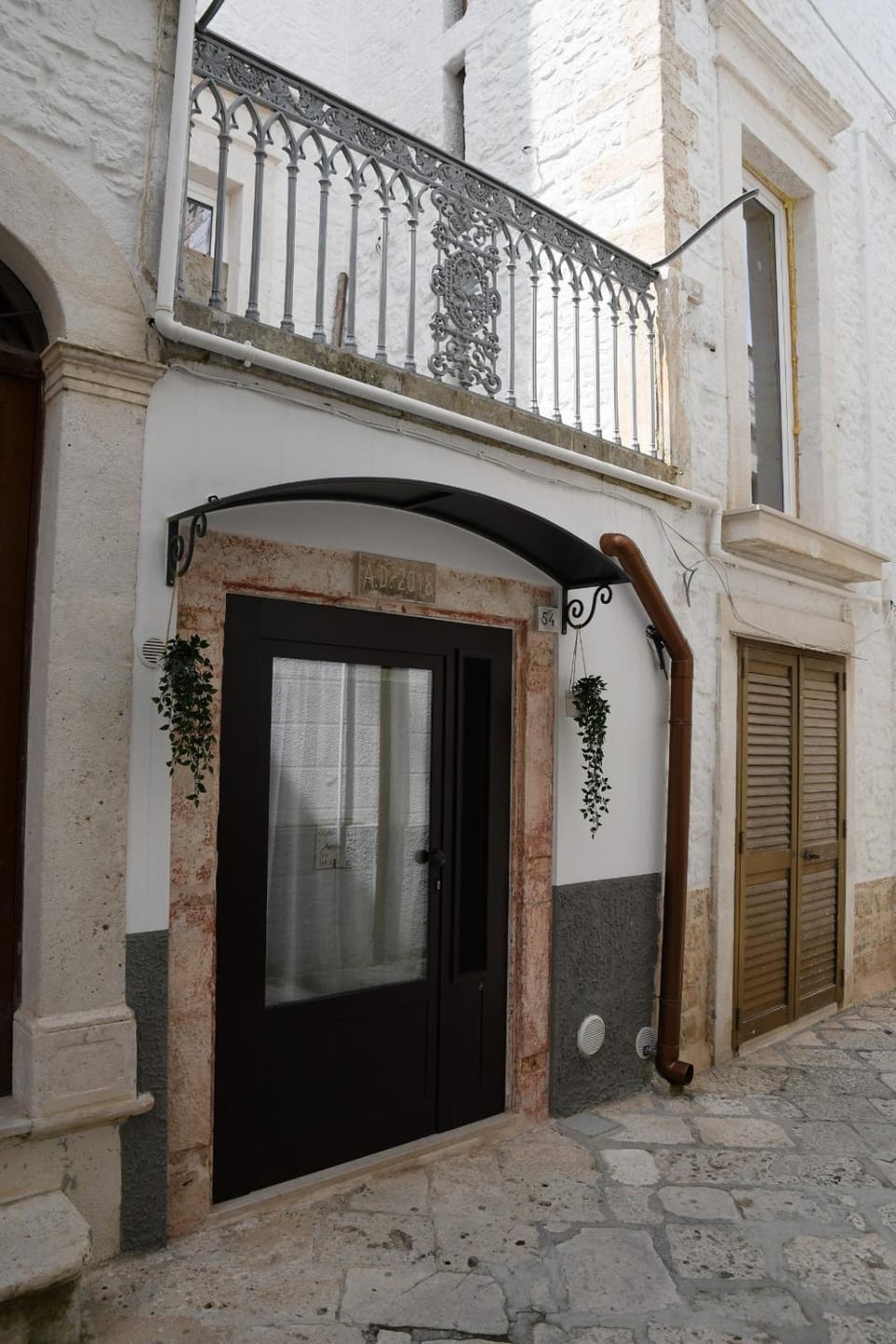 Facade/entrance