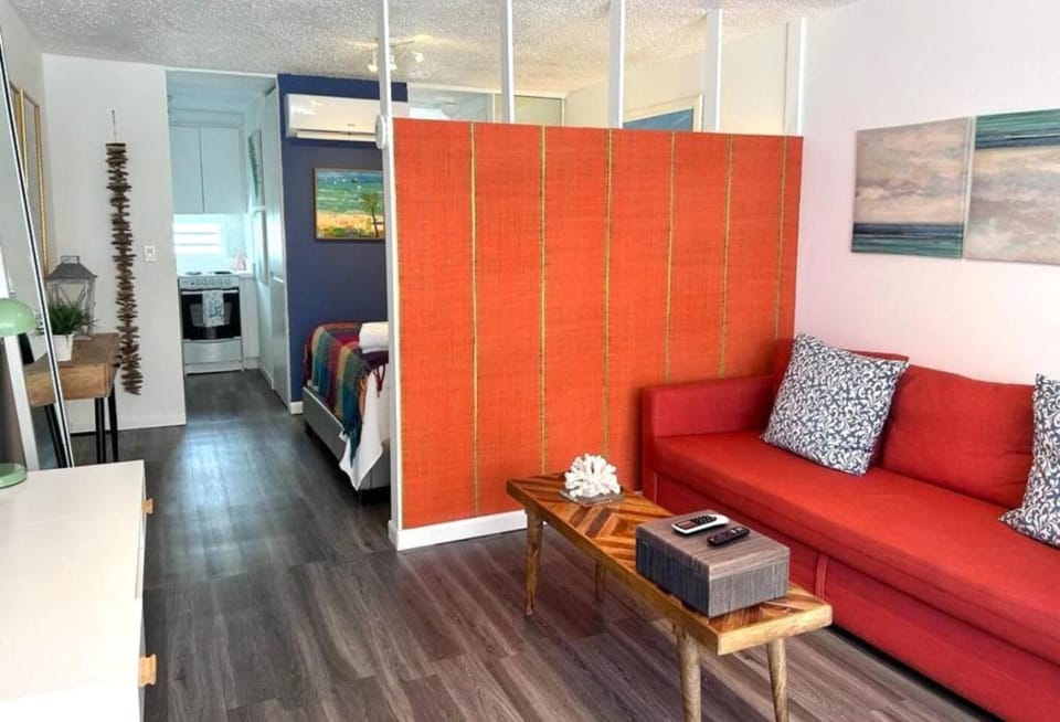 Beachfront Condo Pool Beach Access B17 Apartment in San Juan
