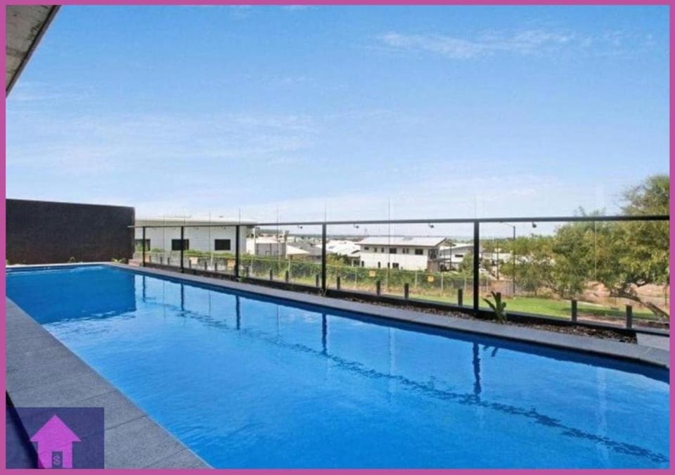 Day, Balcony/Terrace, Pool view, Swimming pool