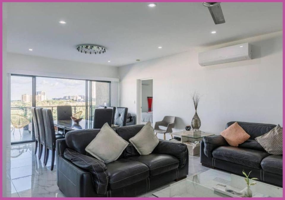 Living room, Seating area, Dining area, air conditioner