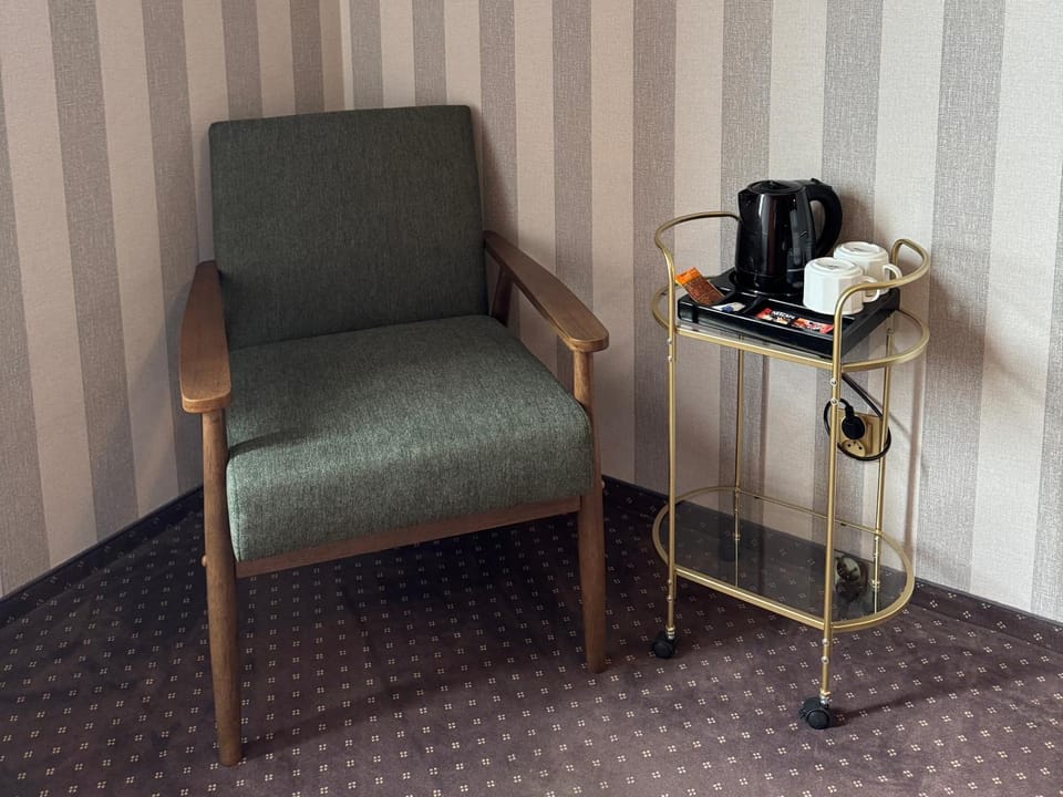 Coffee/tea facilities, Seating area