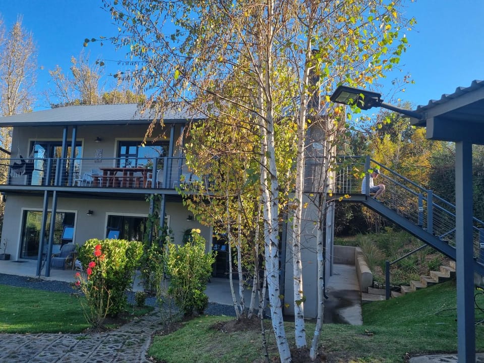 Property building, Spring, Garden