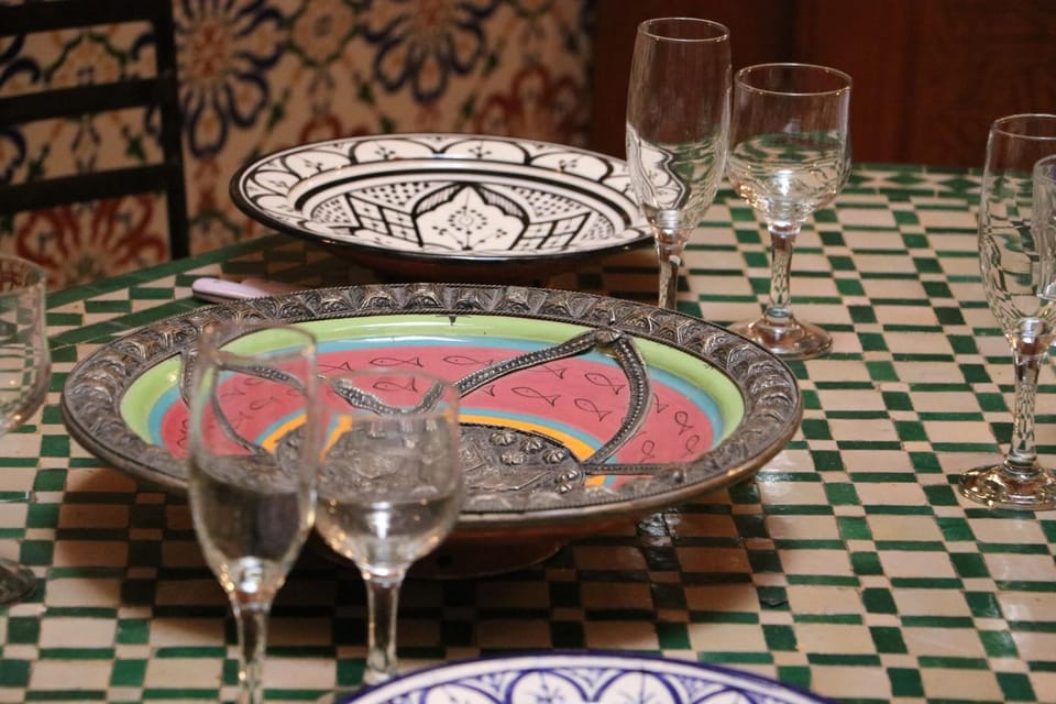 Restaurant/places to eat, Decorative detail