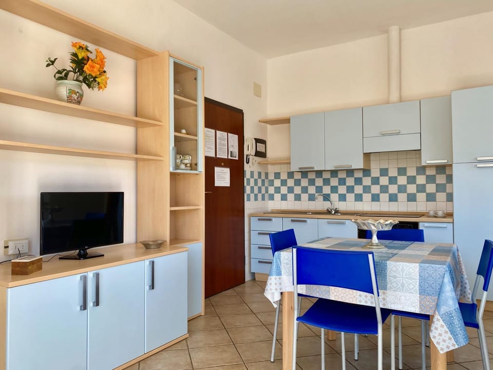 Living room, kitchen