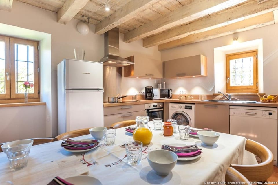 Communal kitchen