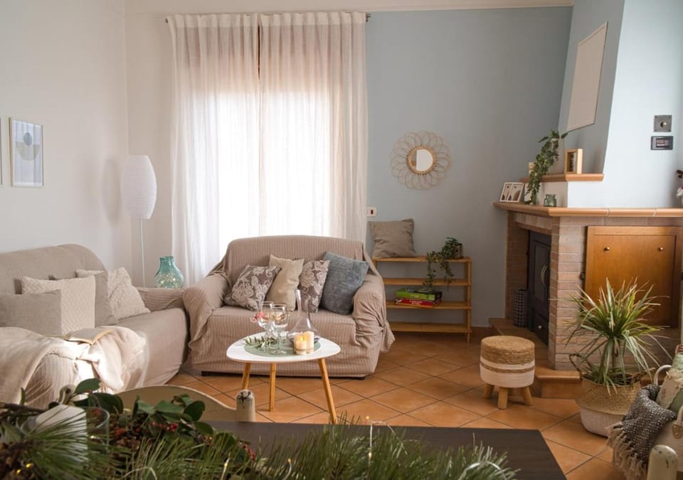 Iris Apartment, Parco Velino Sirente Apartment in Abruzzo