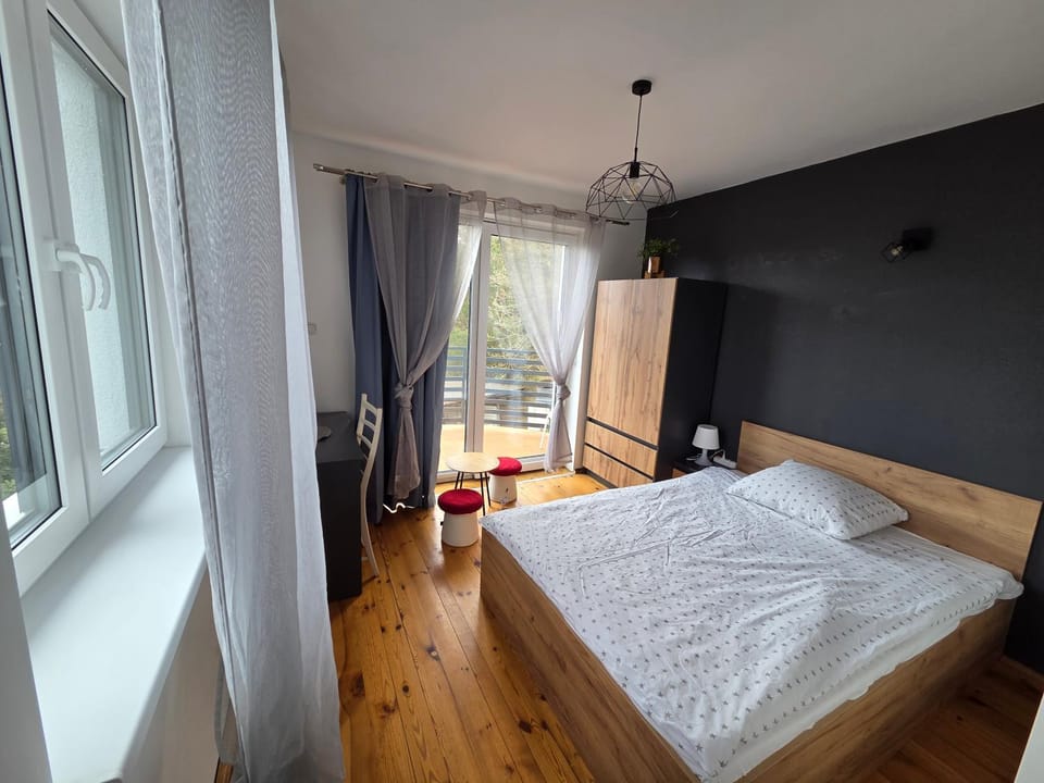 Dom na Skarpie House in Poland