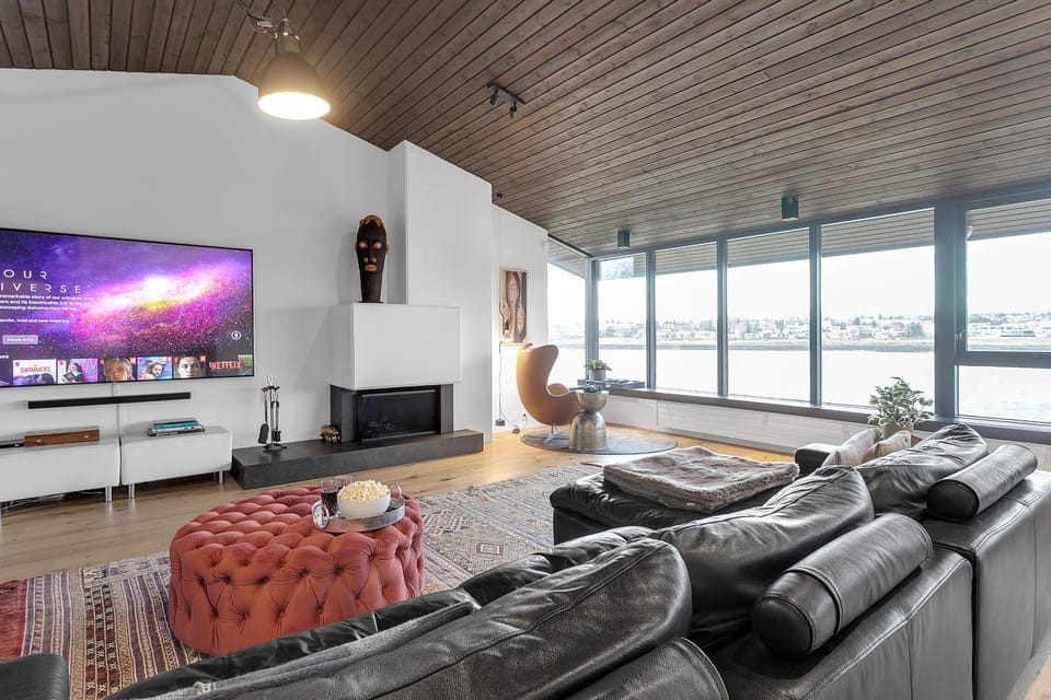 TV and multimedia, Living room, Seating area