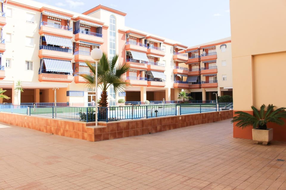 Property building, Pool view, Swimming pool