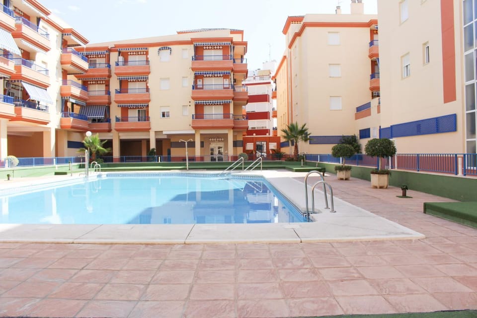 Property building, Pool view, Swimming pool